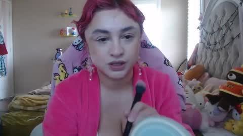 Holly Kitty online show from 11, 3, 2025