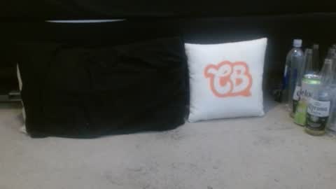 Holly Hawkes online show from 21, 3, 2026