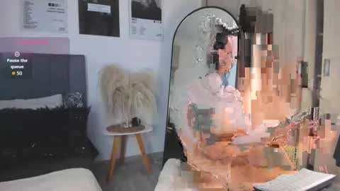  holly princess mermaid  online show from 23, 2, 2026