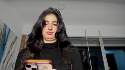 hollyshit_ online show from 29, 12, 2024