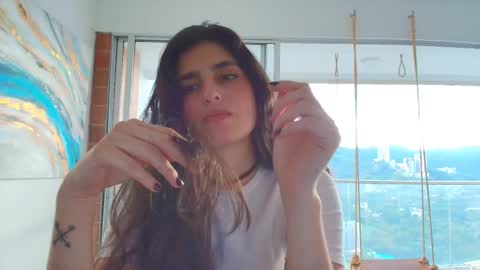 hollyshit_ online show from 19, 3, 2026