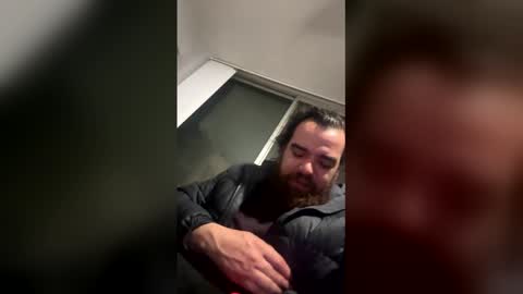 Snapshot of hollywood9393 chatting on 5, 4, 2026 hollywood9393 online show from 5, 4, 2026