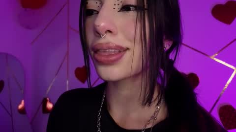 holly online show from 3, 3, 2026