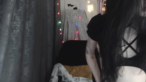 Snapshot of holy420loly chatting on 28, 1, 2025 Ho Lee Sheet online show from 28, 1, 2025