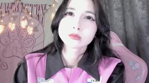 Snapshot of holy420loly chatting on 24, 9, 2025 Ho Lee Sheet online show from 24, 9, 2025