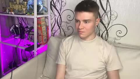 holy_eggs_00 online show from 17, 3, 2026