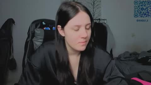 Snapshot of holy_kveta chatting on 20, 5, 2026 Kviki online show from 20, 5, 2026