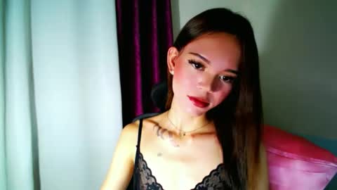Snapshot of holy_maxine chatting on 19, 1, 2026 holy_maxine online show from 19, 1, 2026