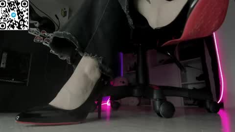 Snapshot of holy_mistresss chatting on 14, 5, 2026 holy_mistresss online show from 14, 5, 2026