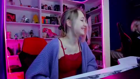 Snapshot of holy_rumi chatting on 15, 2, 2026 Rumi online show from 15, 2, 2026