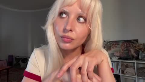 Snapshot of holycatharsis chatting on 22, 6, 2026 Goddess Holy Catharsis online show from 22, 6, 2026