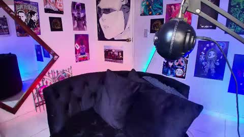   online show from 20, 2, 2025