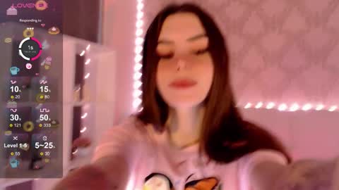 Mia online show from 15, 9, 2025