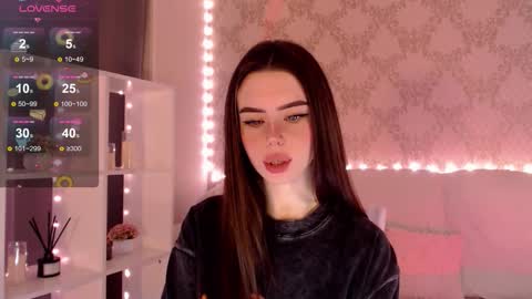 Mia online show from 17, 10, 2025