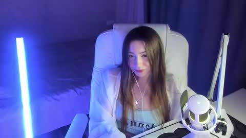 holypolys online show from 15, 1, 2026