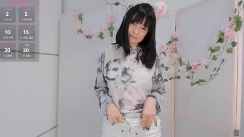 May online show from 1, 10, 2025