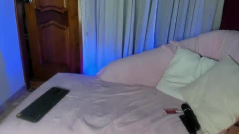 Snapshot of honey__monroe chatting on 12, 5, 2026 honey monroe online show from 12, 5, 2026