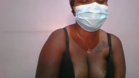 honey_beb online show from 21, 9, 2025