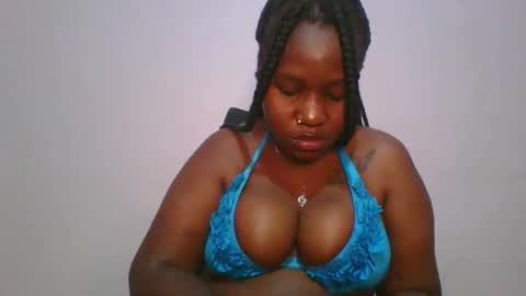 honey_beb online show from 14, 11, 2025