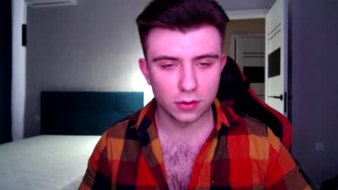 Wolfy online show from 28, 2, 2025