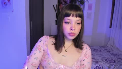 Snapshot of honey_hoe chatting on 15, 12, 2024 Lau online show from 15, 12, 2024