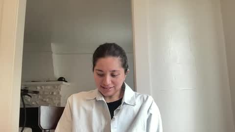 Snapshot of honey_laila chatting on 28, 2, 2025 honey_laila online show from 28, 2, 2025