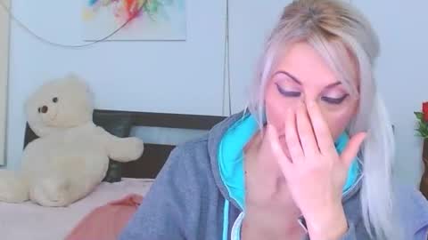 honey_lara online show from 25, 2, 2026