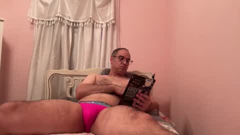 honey_man14 online show from 6, 11, 2025