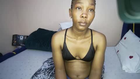 Snapshot of honey_nubia0 chatting on 22, 4, 2026 honey_nubia0 online show from 22, 4, 2026