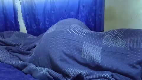 honey_sunshiny online show from 15, 3, 2026