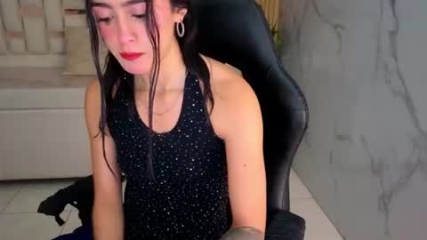 Snapshot of honey_torres_sub chatting on 9, 7, 2026 HONEY online show from 9, 7, 2026