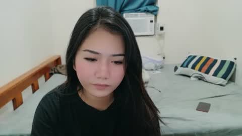 Snapshot of honeyafterdark_ chatting on 25, 6, 2026 HoneyAfterDark online show from 25, 6, 2026
