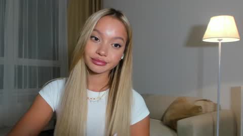 Kira  Instagram asaphoney   Fansly asaphoney  online show from 18, 12, 2024