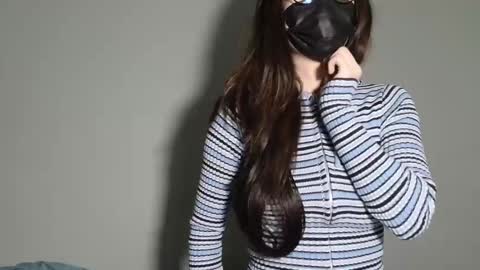 Snapshot of honeybeedog chatting on 16, 3, 2026 Jing online show from 16, 3, 2026