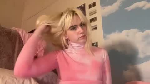 Emi Rose online show from 12, 1, 2025