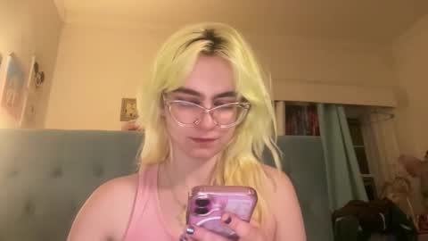 Emi Rose online show from 26, 2, 2026