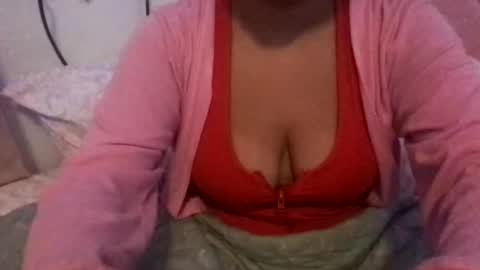 Snapshot of honeyy_89 chatting on 26, 4, 2026 honeyyy89 online show from 26, 4, 2026