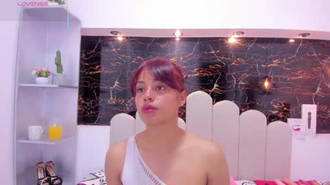 holly online show from 25, 10, 2025