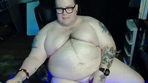 Snapshot of hoosierdaddyxl chatting on 28, 5, 2026 Sir online show from 28, 5, 2026