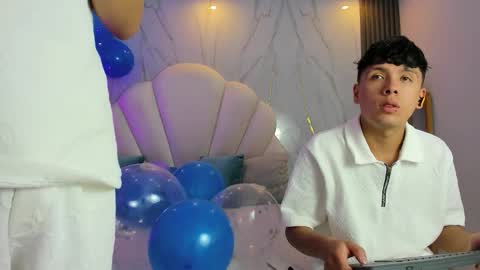 hoot_booys_ online show from 19, 2, 2026