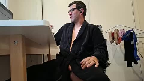 Snapshot of hopefulguy86 chatting on 1, 5, 2026 hopefulguy86 online show from 1, 5, 2026