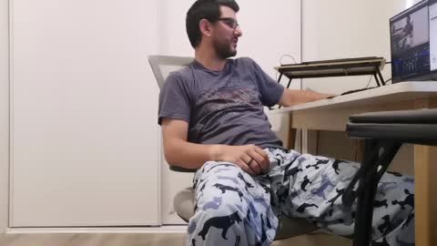Snapshot of hopefulguy86 chatting on 15, 5, 2026 hopefulguy86 online show from 15, 5, 2026