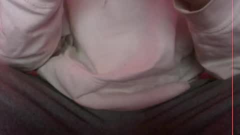 Snapshot of hopps28 chatting on 2, 2, 2025 hopps28 online show from 2, 2, 2025