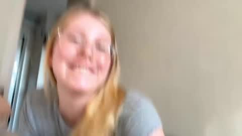 Audrey online show from 22, 9, 2025