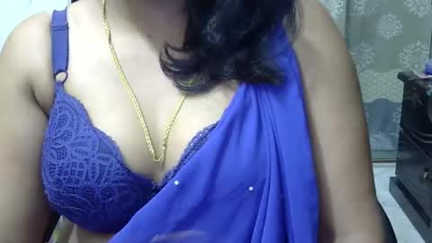 Snapshot of horneydesibaby chatting on 30, 10, 2025 horneydesibaby online show from 30, 10, 2025