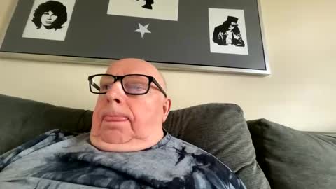 Cum suck Me off online show from 4, 4, 2026