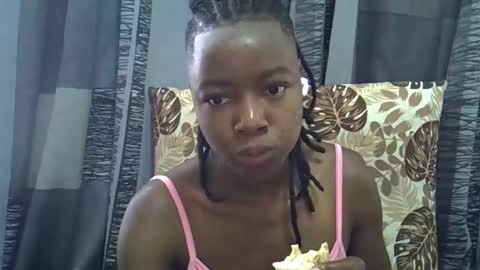 Snapshot of horny_baddie18 chatting on 3, 5, 2026 Leila online show from 3, 5, 2026