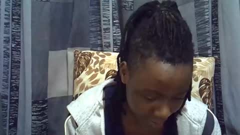 Snapshot of horny_baddie18 chatting on 24, 5, 2026 Leila online show from 24, 5, 2026