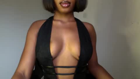 Snapshot of horny_goddess_delilah chatting on 30, 5, 2026 delilah online show from 30, 5, 2026