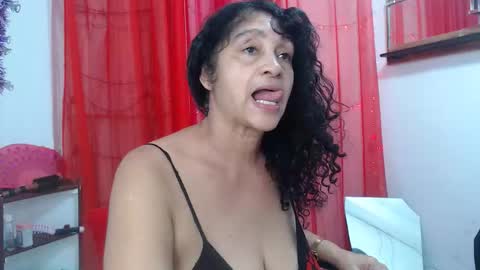 Snapshot of horny_mommy17 chatting on 20, 2, 2026 armina online show from 20, 2, 2026